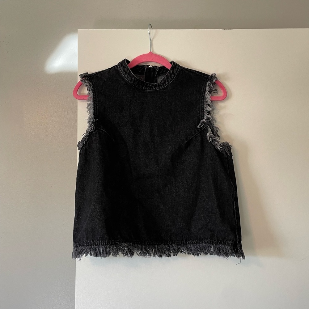Gap denim sleeveless top